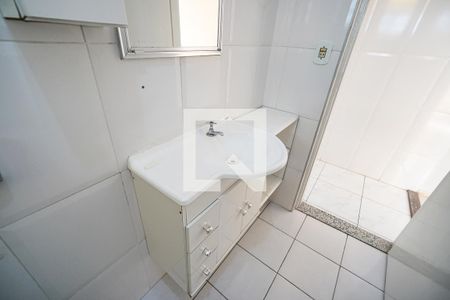 Banheiro de casa de condomínio para alugar com 1 quarto, 60m² em Vila Sao Geraldo, São Paulo