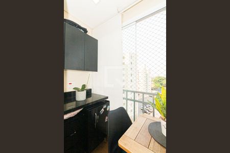 Sacada de apartamento à venda com 3 quartos, 61m² em Vila Guilherme, São Paulo