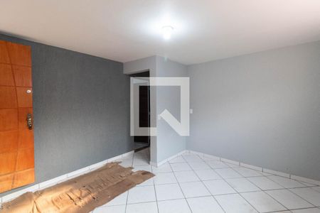 Sala de casa para alugar com 2 quartos, 120m² em Vila Ponte Rasa, São Paulo