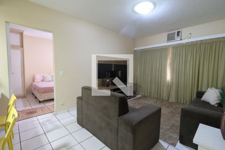 Sala de kitnet/studio para alugar com 1 quarto, 50m² em Centro, Ribeirão Preto