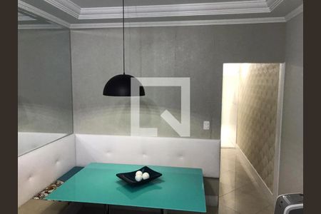 Casa à venda com 2 quartos, 115m² em Vila Humaita, Santo André