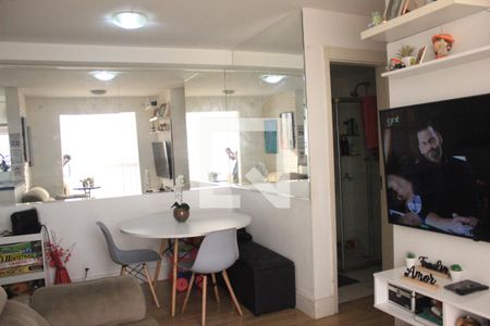 Sala de apartamento à venda com 3 quartos, 58m² em Jardim Las Vegas, Guarulhos