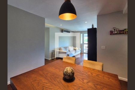 Sala de apartamento para alugar com 2 quartos, 100m² em Barra da Tijuca, Rio de Janeiro