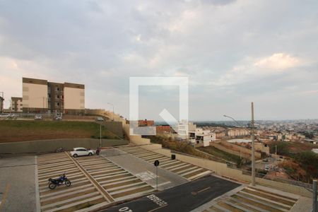 Vista do Quarto 1 de apartamento para alugar com 2 quartos, 43m² em Arvoredo Ii, Contagem