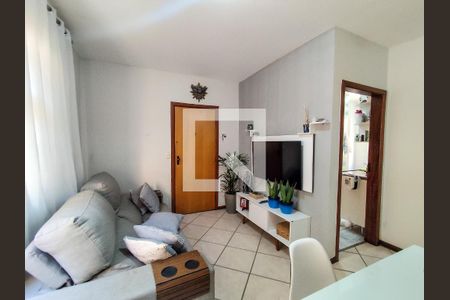 Sala de apartamento à venda com 3 quartos, 70m² em Sagrada Família, Belo Horizonte