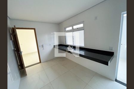 Cozinha de apartamento à venda com 3 quartos, 130m² em Jardim Industrial, Contagem