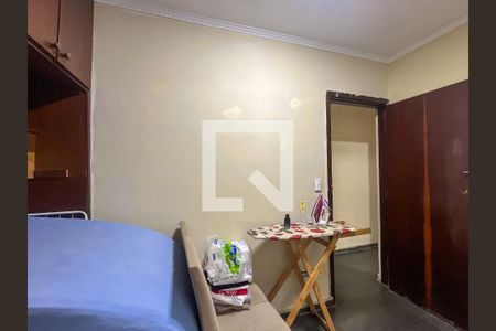 Quarto 1 de casa para alugar com 3 quartos, 100m² em Vila Portuguesa, São Paulo