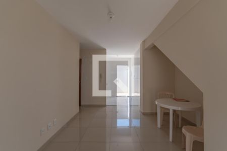 Sala de casa de condomínio à venda com 3 quartos, 61m² em Candelária, Belo Horizonte