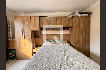 Quarto 1 de casa de condomínio para alugar com 2 quartos, 70m² em Jardim Araguaia, Santo André