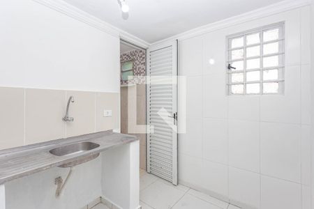 Cozinha de casa para alugar com 1 quarto, 14m² em Vila Nair, São Paulo