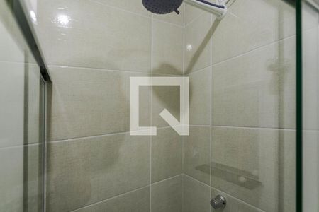 Banheiro de kitnet/studio para alugar com 1 quarto, 19m² em Jardim Universo, Mogi das Cruzes