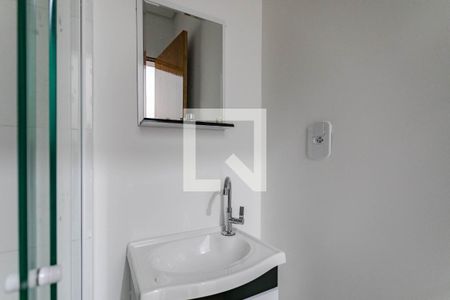 Banheiro  de kitnet/studio para alugar com 1 quarto, 25m² em Jardim Universo, Mogi das Cruzes