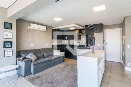 Sala de kitnet/studio à venda com 1 quarto, 43m² em Jardim Aeroporto, São Paulo