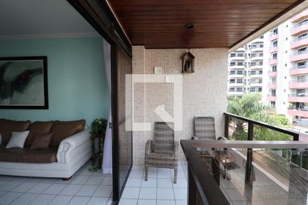 Varanda de apartamento para alugar com 3 quartos, 142m² em Jardim Sao Miguel, Guarujá