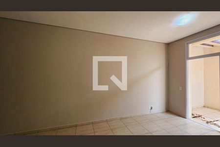 Sala de apartamento para alugar com 3 quartos, 77m² em Jardim Messina, Jundiaí