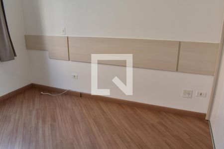 Quarto de apartamento para alugar com 2 quartos, 53m² em Campo Comprido, Curitiba