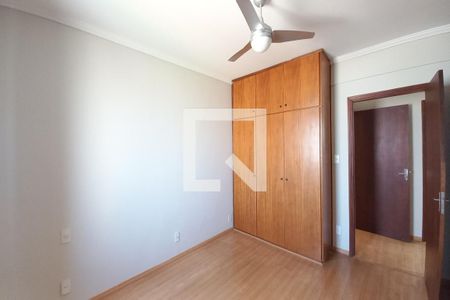 Quarto 1  de apartamento para alugar com 3 quartos, 98m² em Centro, Campinas