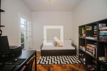 Quarto 2 de apartamento para alugar com 2 quartos, 78m² em Floresta, Porto Alegre