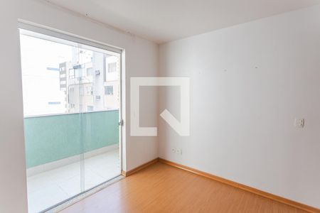 Suíte de apartamento para alugar com 2 quartos, 88m² em Santo Antônio, Belo Horizonte