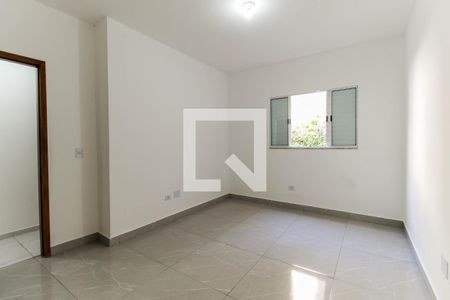 Suíte de apartamento à venda com 2 quartos, 65m² em Vila Carmosina, São Paulo