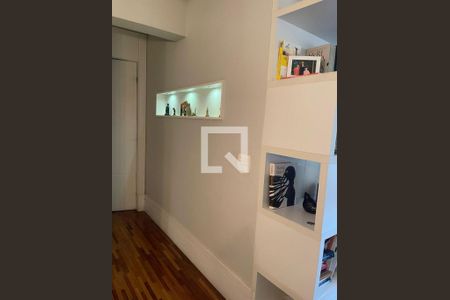 Foto 07 de apartamento à venda com 3 quartos, 107m² em Vila Sonia, São Paulo