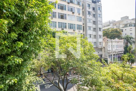 Sala vista da janela de apartamento à venda com 2 quartos, 73m² em Botafogo, Rio de Janeiro