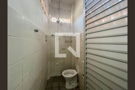 Banheiro de apartamento para alugar com 0 quarto, 30m² em Grajaú, Rio de Janeiro