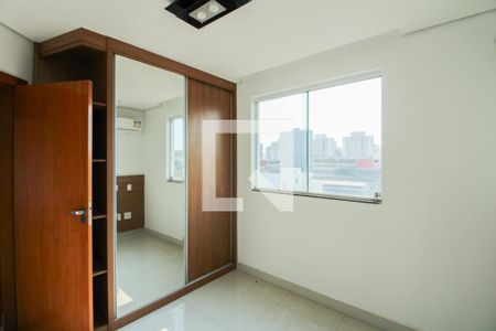 Suíte 1 de apartamento à venda com 3 quartos, 140m² em Planalto, Belo Horizonte