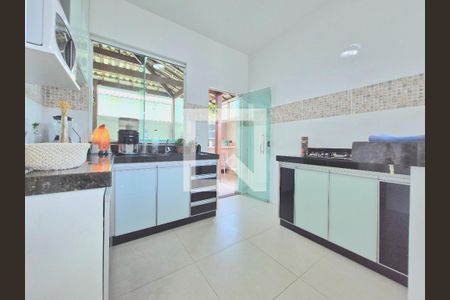 Cozinha - Armários de casa à venda com 2 quartos, 105m² em Jardim Imperial, Lagoa Santa