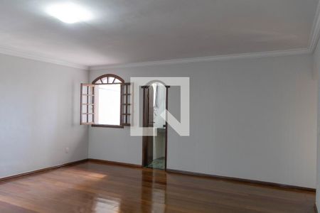 Sala de casa à venda com 4 quartos, 406m² em Álvaro Camargos, Belo Horizonte