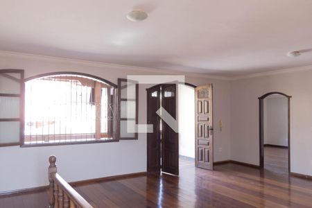 Sala de casa à venda com 4 quartos, 406m² em Álvaro Camargos, Belo Horizonte