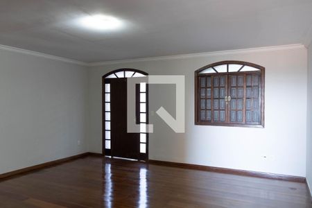 Sala de casa à venda com 4 quartos, 406m² em Álvaro Camargos, Belo Horizonte