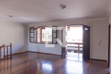 Sala de casa à venda com 4 quartos, 406m² em Álvaro Camargos, Belo Horizonte