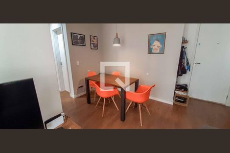 Sala de apartamento à venda com 2 quartos, 55m² em Continental, Osasco