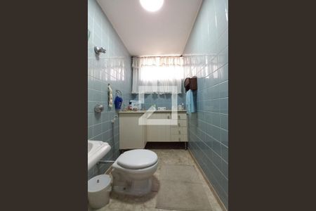 Lavabo  de apartamento à venda com 3 quartos, 160m² em Centro, Campinas