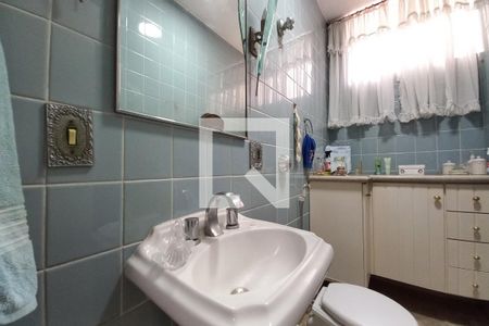 Lavabo  de apartamento à venda com 3 quartos, 160m² em Centro, Campinas