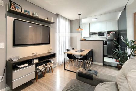 Sala de apartamento à venda com 2 quartos, 50m² em Poste, Jundiaí