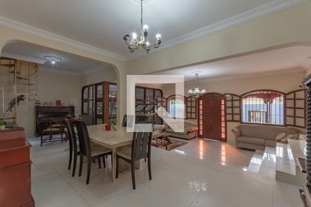 Sala de casa à venda com 4 quartos, 320m² em Castelo, Belo Horizonte