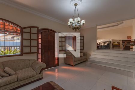 Sala de casa à venda com 4 quartos, 320m² em Castelo, Belo Horizonte