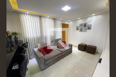 Sala de apartamento à venda com 2 quartos, 44m² em Califórnia, Contagem