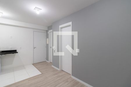 Sala de apartamento para alugar com 2 quartos, 36m² em Vila das Bandeiras, Guarulhos