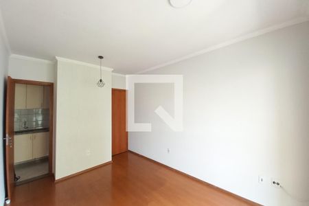 Sala de apartamento à venda com 3 quartos, 90m² em Vila Anhangüera, Campinas