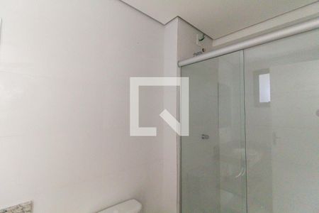 Banheiro de kitnet/studio para alugar com 1 quarto, 28m² em Mooca, São Paulo