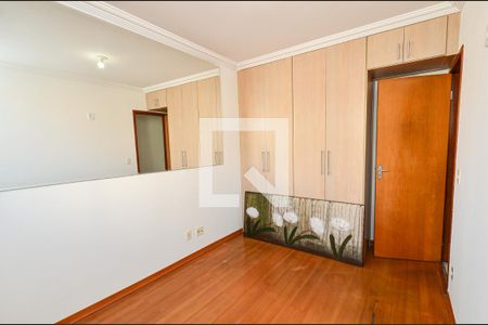 Quarto1 de apartamento à venda com 2 quartos, 52m² em Fernão Dias, Belo Horizonte