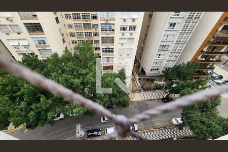 Vista da Sala de apartamento para alugar com 3 quartos, 90m² em Gonzaga, Santos