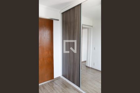 Quarto 1 de apartamento para alugar com 2 quartos, 55m² em Bandeiras, Osasco