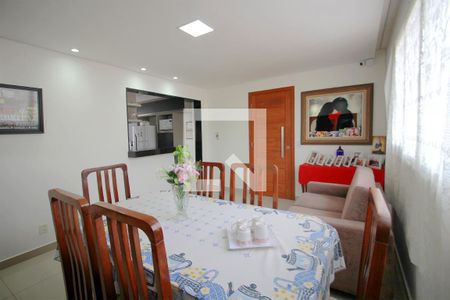 Sala de apartamento à venda com 3 quartos, 65m² em Sagrada Família, Belo Horizonte