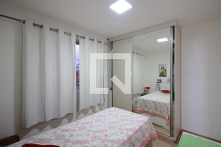 Suite de apartamento à venda com 2 quartos, 65m² em Sagrada Família, Belo Horizonte