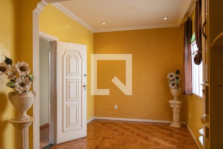 Sala de casa à venda com 6 quartos, 360m² em Carlos Prates, Belo Horizonte