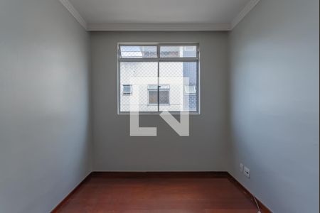 Quarto 1 de apartamento para alugar com 2 quartos, 80m² em Castelo, Belo Horizonte